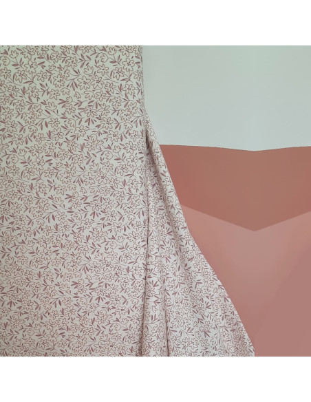 Cranberry, jersey de coton fleuri petites fleurs brique violet fond blanc creme