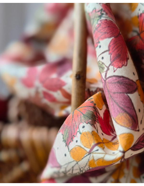 Cranberry tissu batiste de coton biologique tapis de feuilles atelier rubael