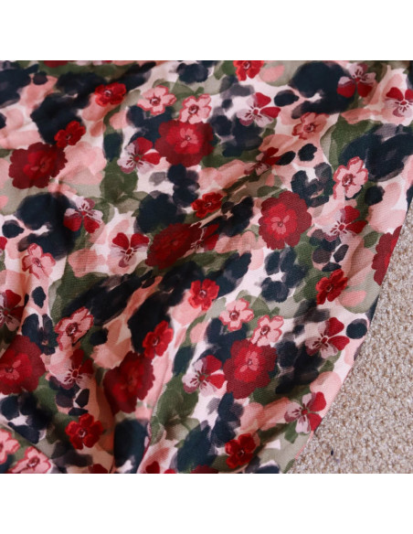 cranberry twill de viscose ecovero flower drips lise tailor