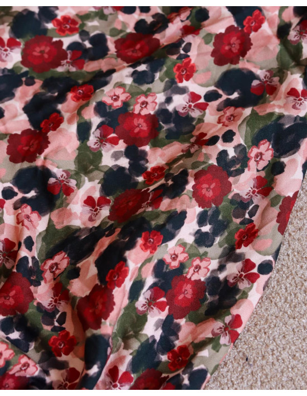 cranberry twill de viscose ecovero flower drips lise tailor