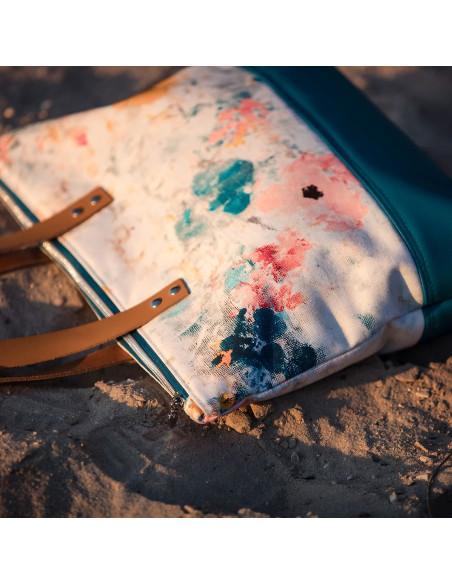 Cranberry, gabardine de coton roses on canvas see you at six