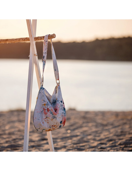 Cranberry, gabardine de coton roses on canvas see you at six