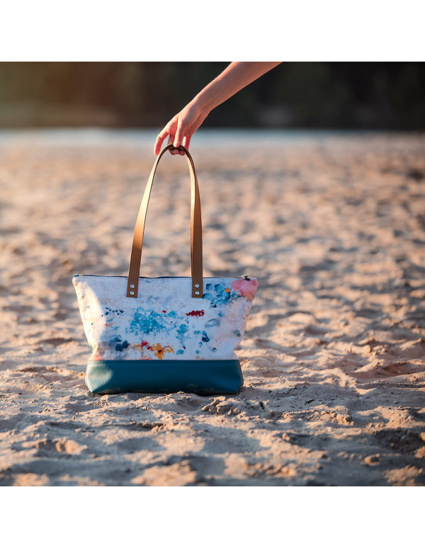 Cranberry, gabardine de coton roses on canvas see you at six