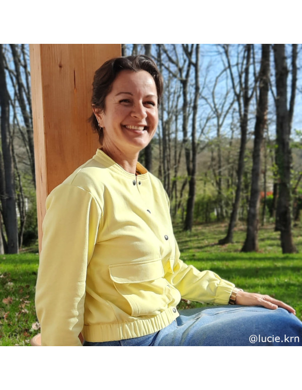 Cranberry sweat gratte de coton biologique interieur doux jaune clair yellow chardonnay 6017 CPauli @lucie.krn