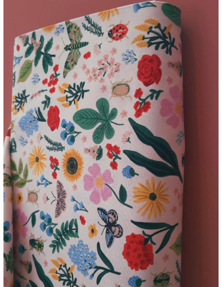 Cranberry, tissu patchwork popeline coton curio pink gold metallic rifle paper cotton steel insectes cabinet curiosites