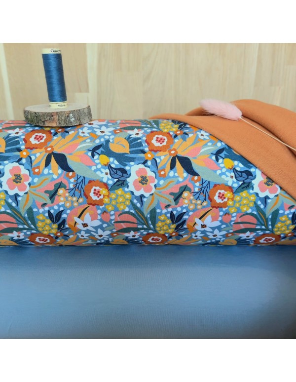 Jersey de coton bio Cranberry, Eden, fleurs sur fond bleu orage