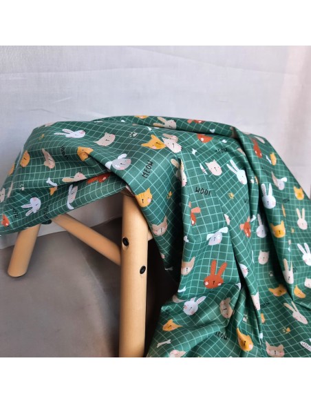 Popeline de coton, Cranberry, Carreaux et animaux, fond vert