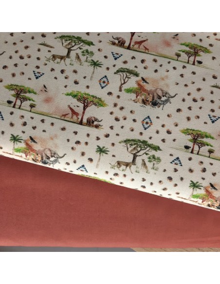 Popeline de coton biologique GOTS, Cranberry, Savane et animaux, fond écru