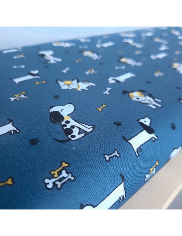 Popeline de coton biologique, Cranberry, Chiens, Fond Bleu jean