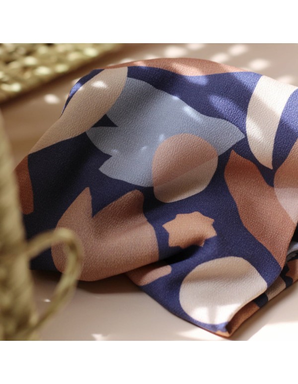 Cranberry, Crepe de Viscose Zellige Indigo La Maison Naive