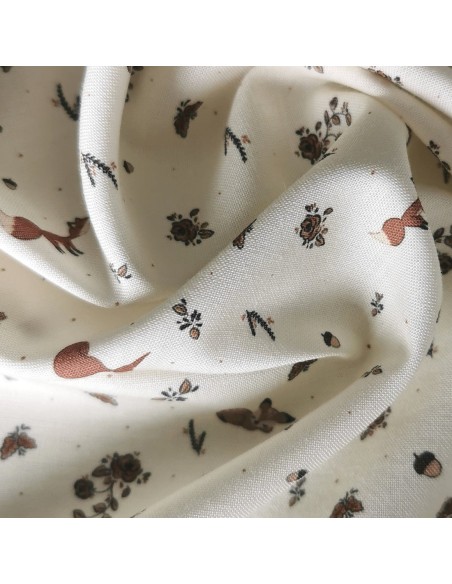 Cranberry, Tissu popeline de coton biologique, Roses d'Automne, Fond ecru, Atelier Rubael