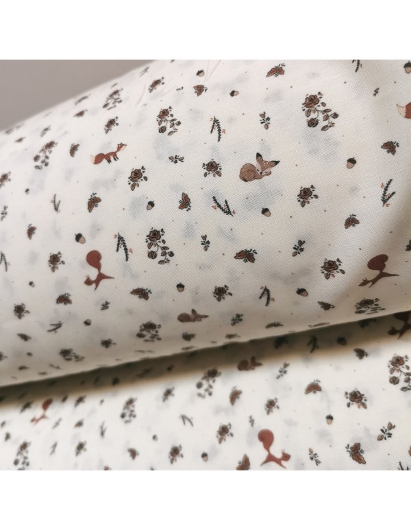 Cranberry, Tissu popeline de coton biologique, Roses d'Automne, Fond ecru, Atelier Rubael