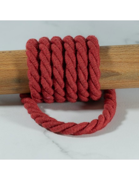 Cranberry, Cordon de coton torsade, souplesse medium, rouge fonce, 10mm