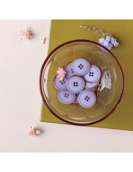 Cranberry, Boutons Corozo a fin rebord, 20 mm, couleur mauve, La Maison Naive