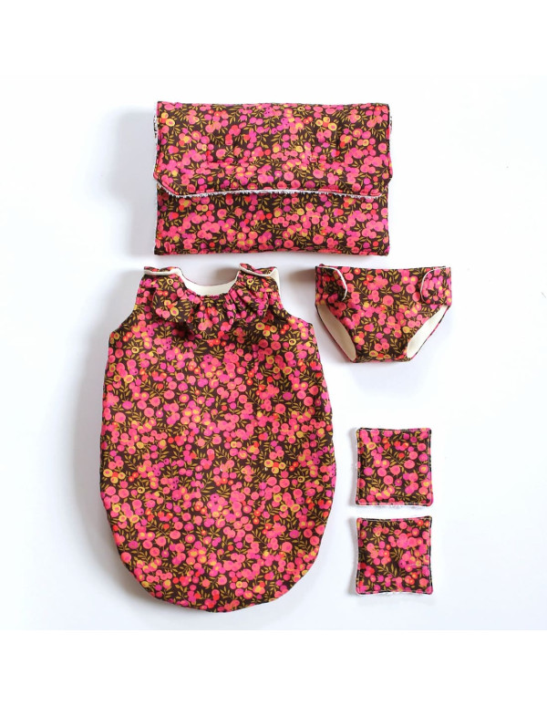 Cranberry, Patron pochette Essentiels pour poupées, Les enchantees