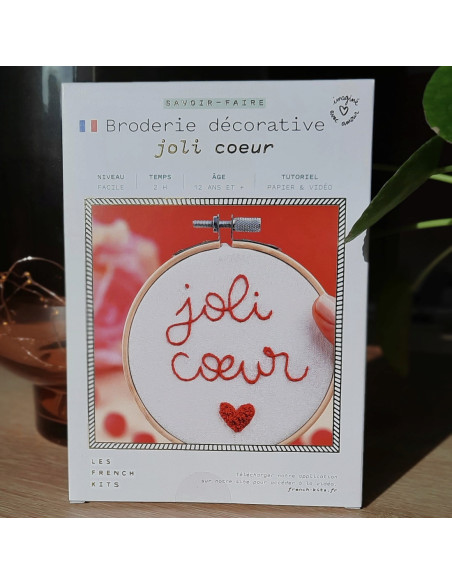 Cranberry, Kit broderie avec tambour Joli coeur Les French kits