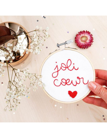 Cranberry, Kit broderie avec tambour Joli coeur Les French kits