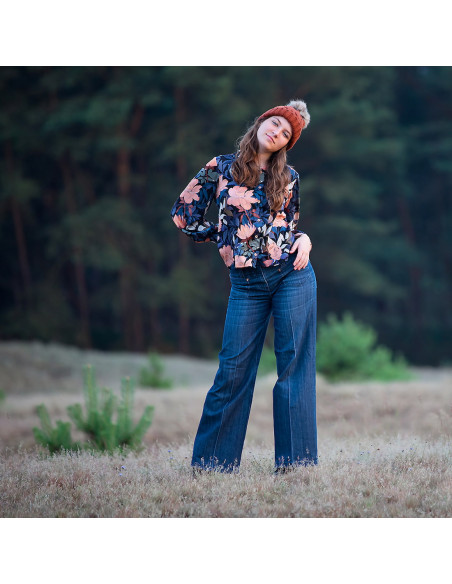 Cranberry, Satin de viscose Pasture Rose Black, See you at six