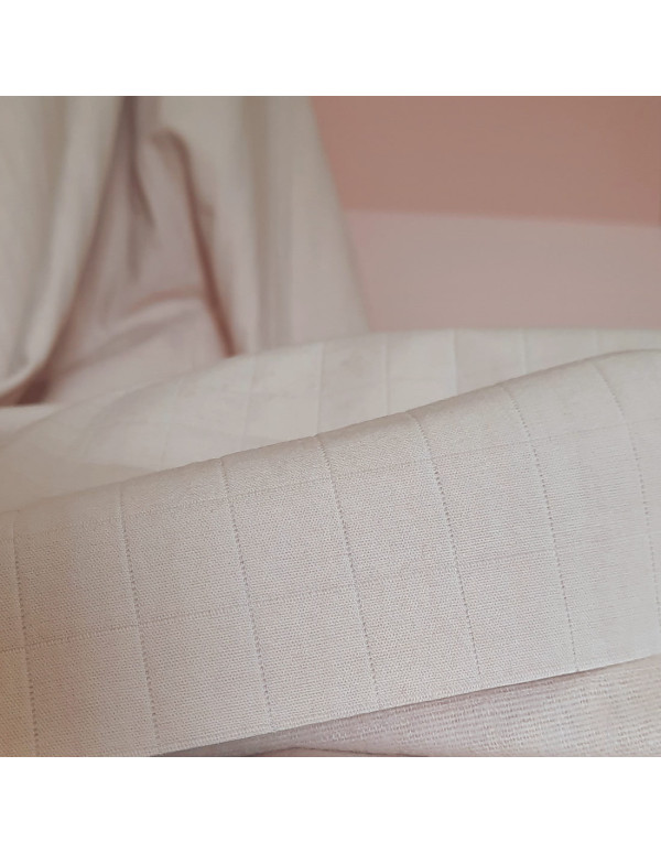 Cranberry, Coton matelasse couleur rose clair, France Duval Stalla