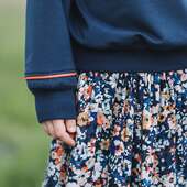 💮 Flower joy 💮

Décliné en satin de viscose Ecovero ainsi qu'en gabardine de coton, Flower joy est disponible sur deux tissages très différents, pour varier les projets !

Très jolis avec la maille bleue marine unie "bleu océan" 💙

Encore disponibles sur Cranberry !

✨️✨️✨️

@seeyouatsixfabric 🤍 #cranberry_mercerie #cranberrymercerie #syas #seeyouatsix #seeyouatsixfabric #seeyouatsixfabrics #satin #satindeviscose #ecovero #gabardine #inspirationcouture #fabric #coudre #lacouture #couture #couturetoulouse