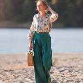 Il reste encore des merveilles See you at Six par ici, profitez-en !

💙 Viscose City joy : géniale pour les blouses, ou tout vêtement fluide et souple 🌬️

💚 Lin/viscose vert sarcelle : tellement beau en pantalon !

#seeyouatsixfabric #seeyouatsix #cranberry_mercerie